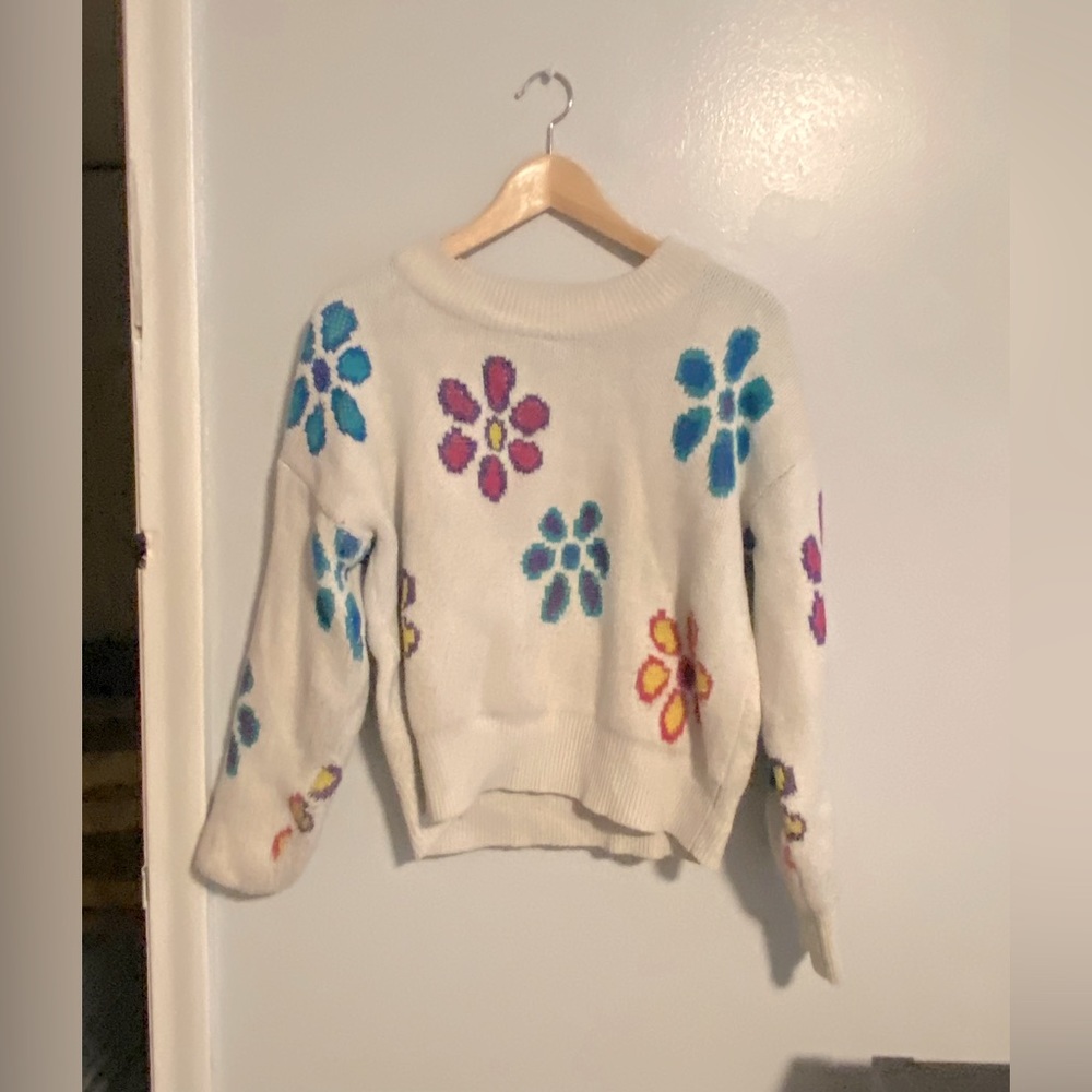 Cute Flower Sweater
